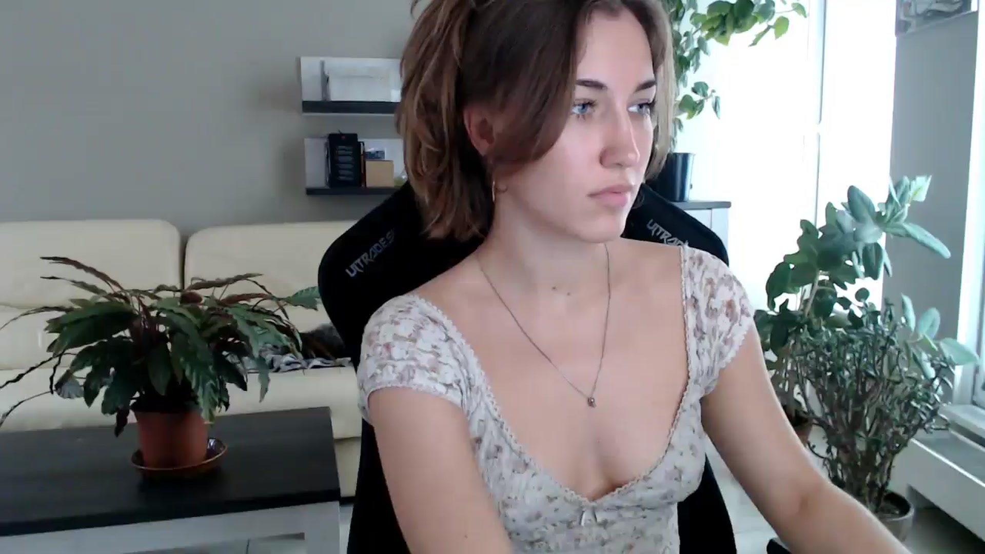 Gallery image thumbnail from GalaxyAnisia's myfreecams stream on, 10/10/2025, 13:56 image 14 of 20