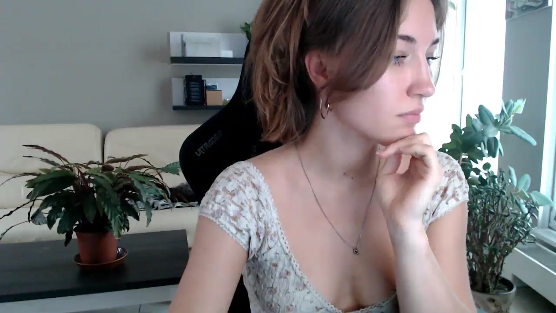 Gallery image thumbnail from GalaxyAnisia's myfreecams stream on, 10/10/2025, 13:56 image 13 of 20