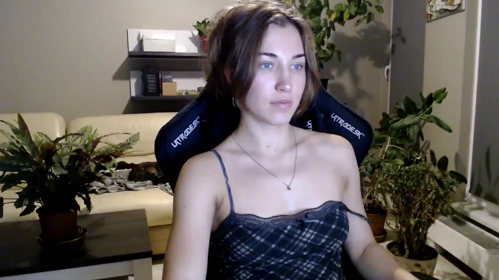 Gallery image thumbnail from GalaxyAnisia's myfreecams stream on, 10/12/2025, 23:44 image 18 of 20