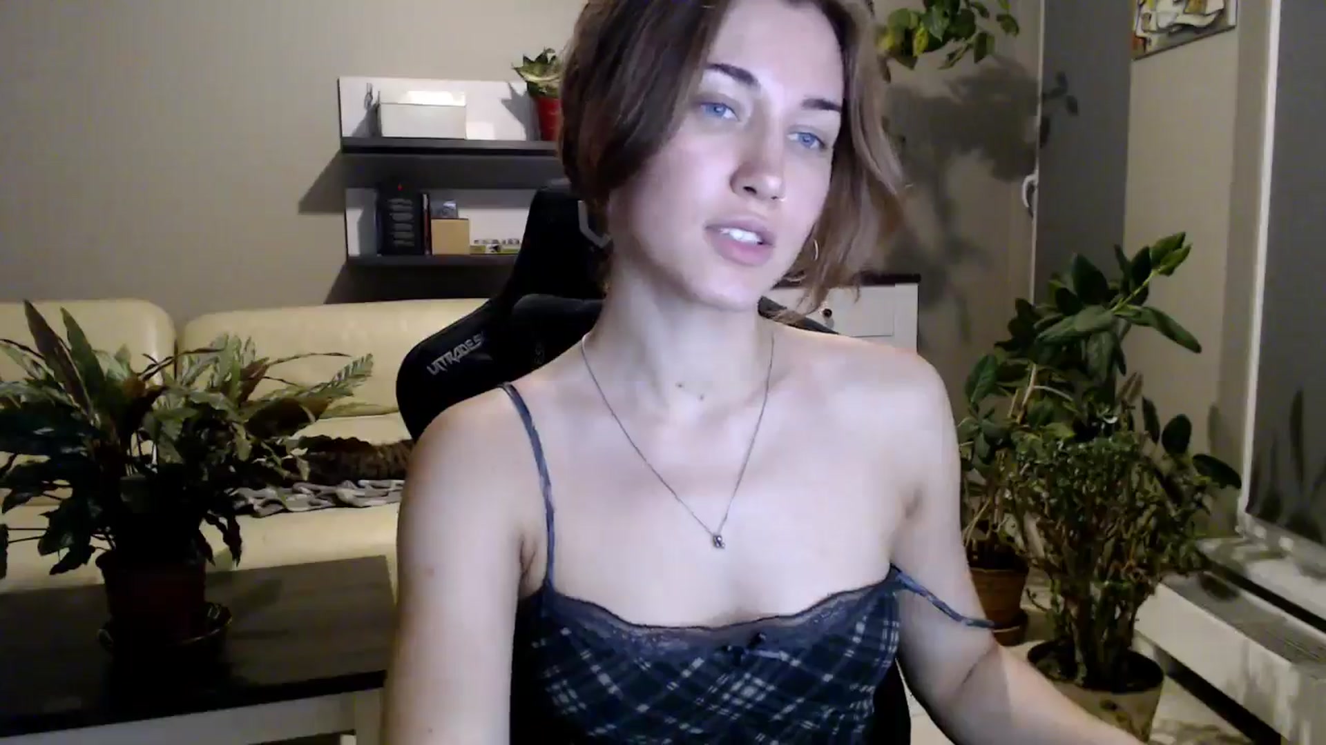 Gallery image thumbnail from GalaxyAnisia's myfreecams stream on, 10/13/2025, 24:30 image 17 of 20