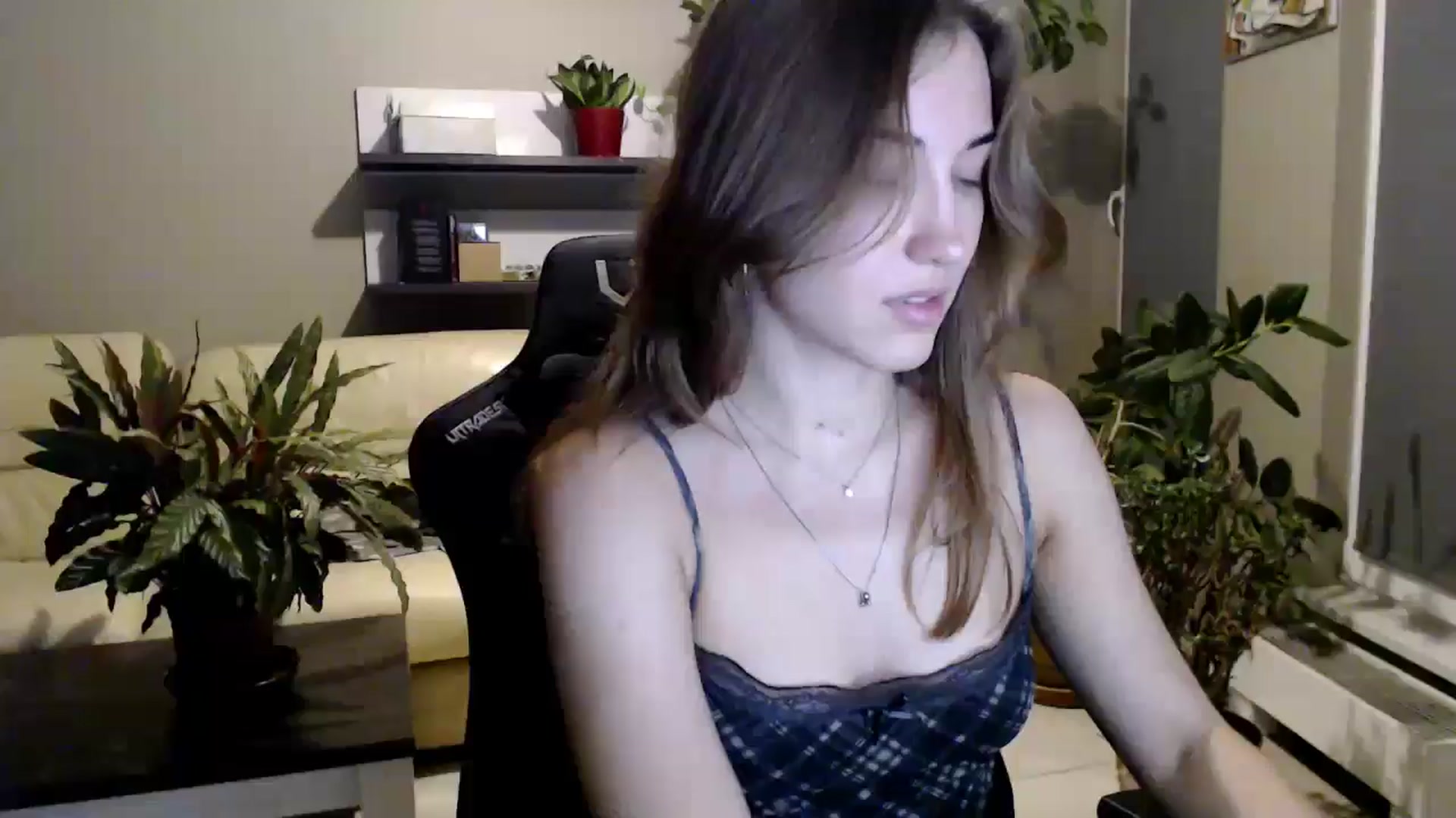 Gallery image thumbnail from GalaxyAnisia's myfreecams stream on, 10/18/2025, 16:36 image 18 of 20