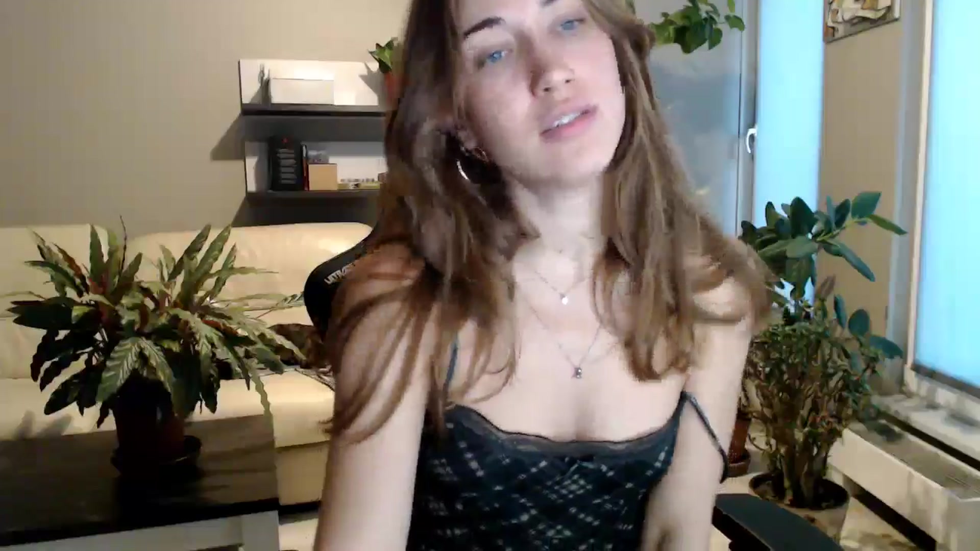 Gallery image thumbnail from GalaxyAnisia's myfreecams stream on, 10/18/2025, 16:36 image 5 of 20