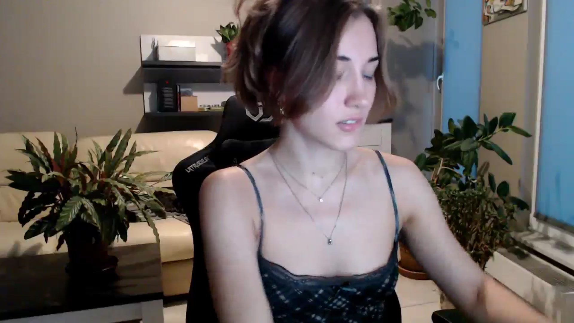 Gallery image thumbnail from GalaxyAnisia's myfreecams stream on, 10/18/2025, 16:36 image 10 of 20