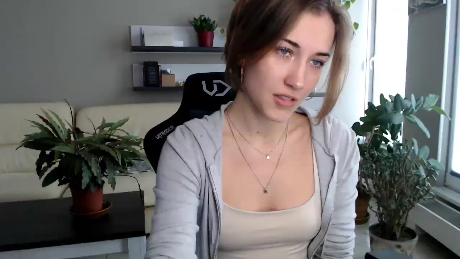 Gallery image thumbnail from GalaxyAnisia's myfreecams stream on, 10/21/2025, 14:02 image 6 of 20