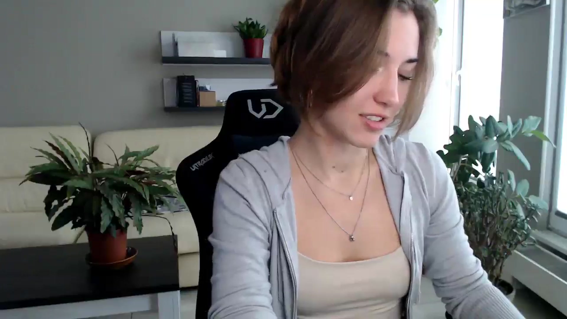Gallery image thumbnail from GalaxyAnisia's myfreecams stream on, 10/21/2025, 14:02 image 4 of 20
