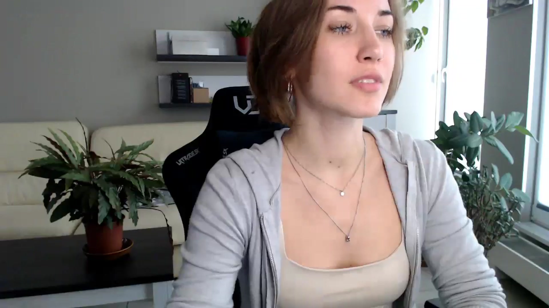 Gallery image thumbnail from GalaxyAnisia's myfreecams stream on, 10/21/2025, 14:02 image 7 of 20