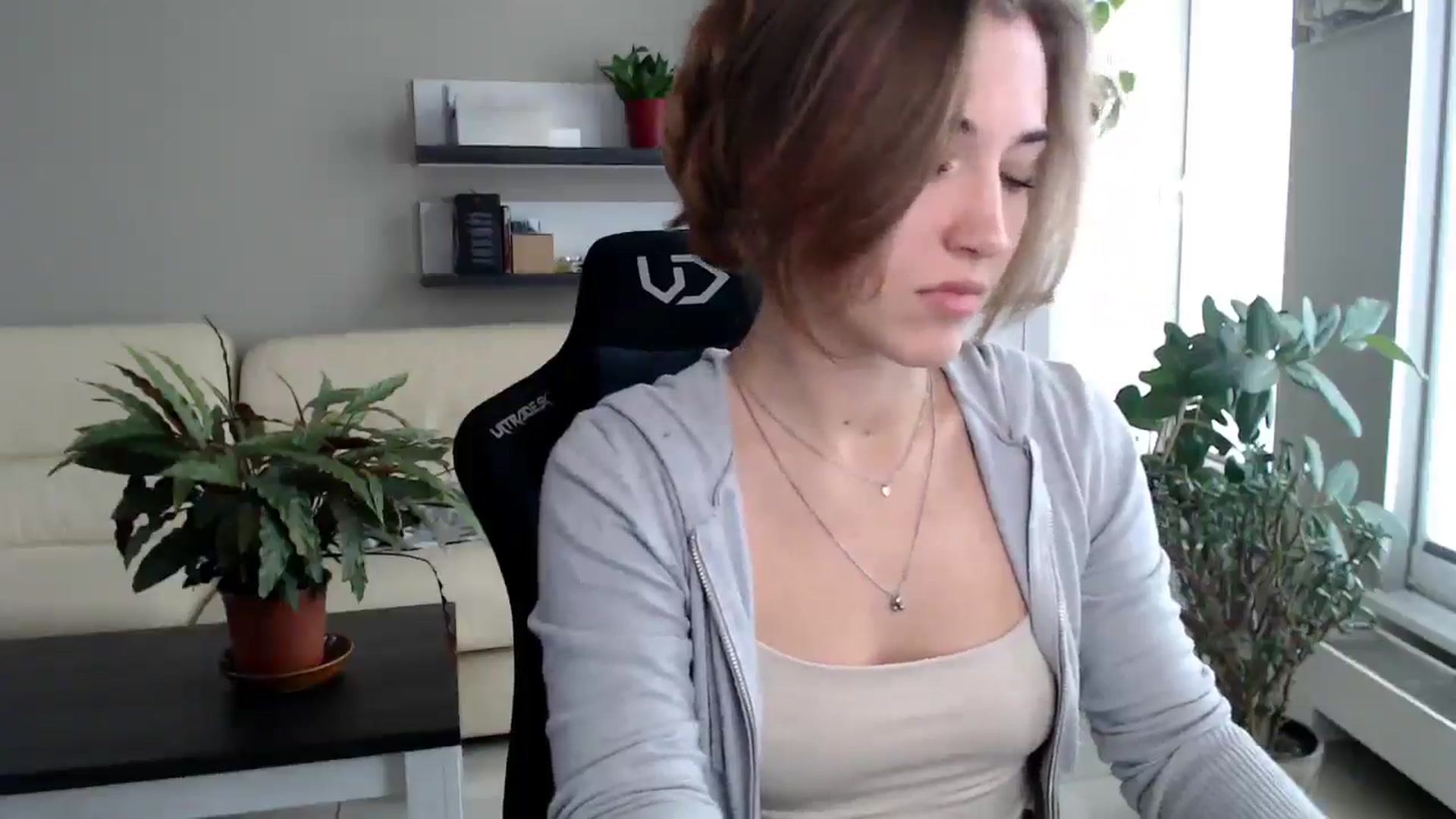 Gallery image thumbnail from GalaxyAnisia's myfreecams stream on, 10/21/2025, 14:02 image 3 of 20