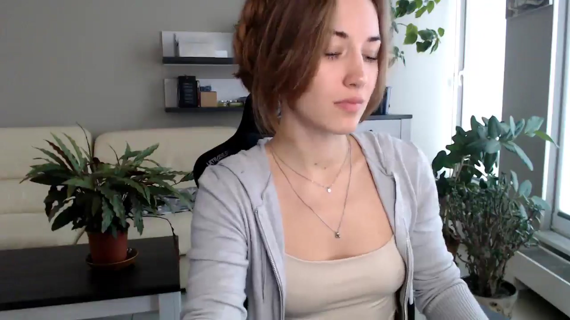 Gallery image thumbnail from GalaxyAnisia's myfreecams stream on, 10/21/2025, 14:02 image 12 of 20