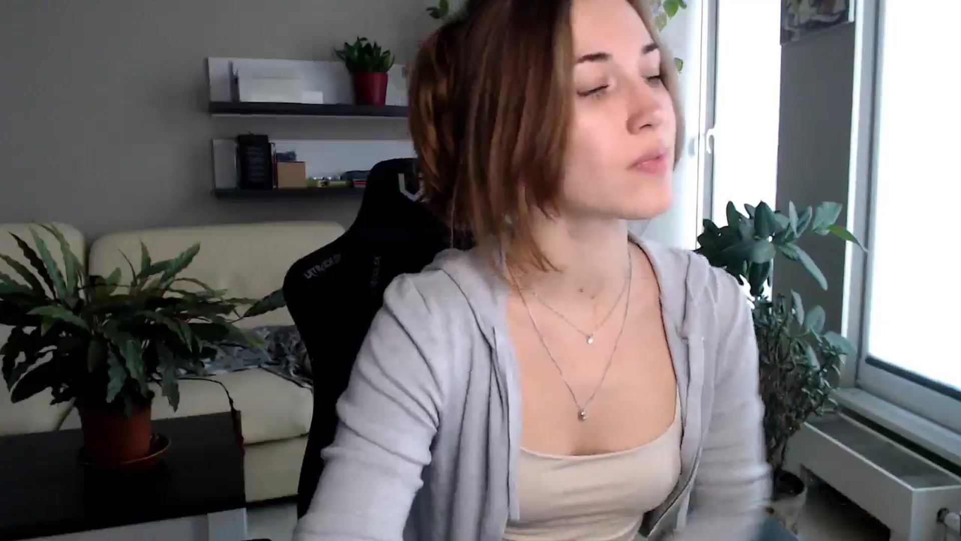 Gallery image thumbnail from GalaxyAnisia's myfreecams stream on, 10/21/2025, 14:33 image 13 of 20