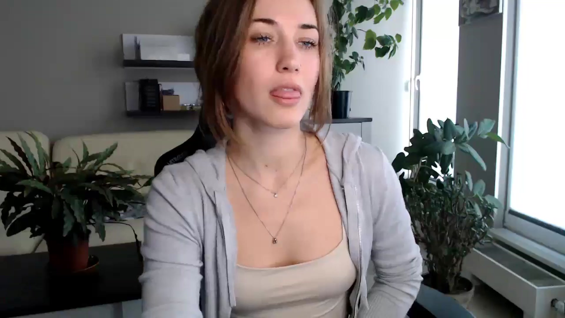 Gallery image thumbnail from GalaxyAnisia's myfreecams stream on, 10/21/2025, 14:33 image 14 of 20