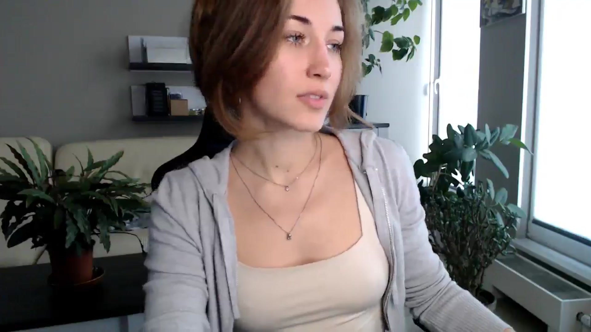 Gallery image thumbnail from GalaxyAnisia's myfreecams stream on, 10/21/2025, 14:33 image 5 of 20