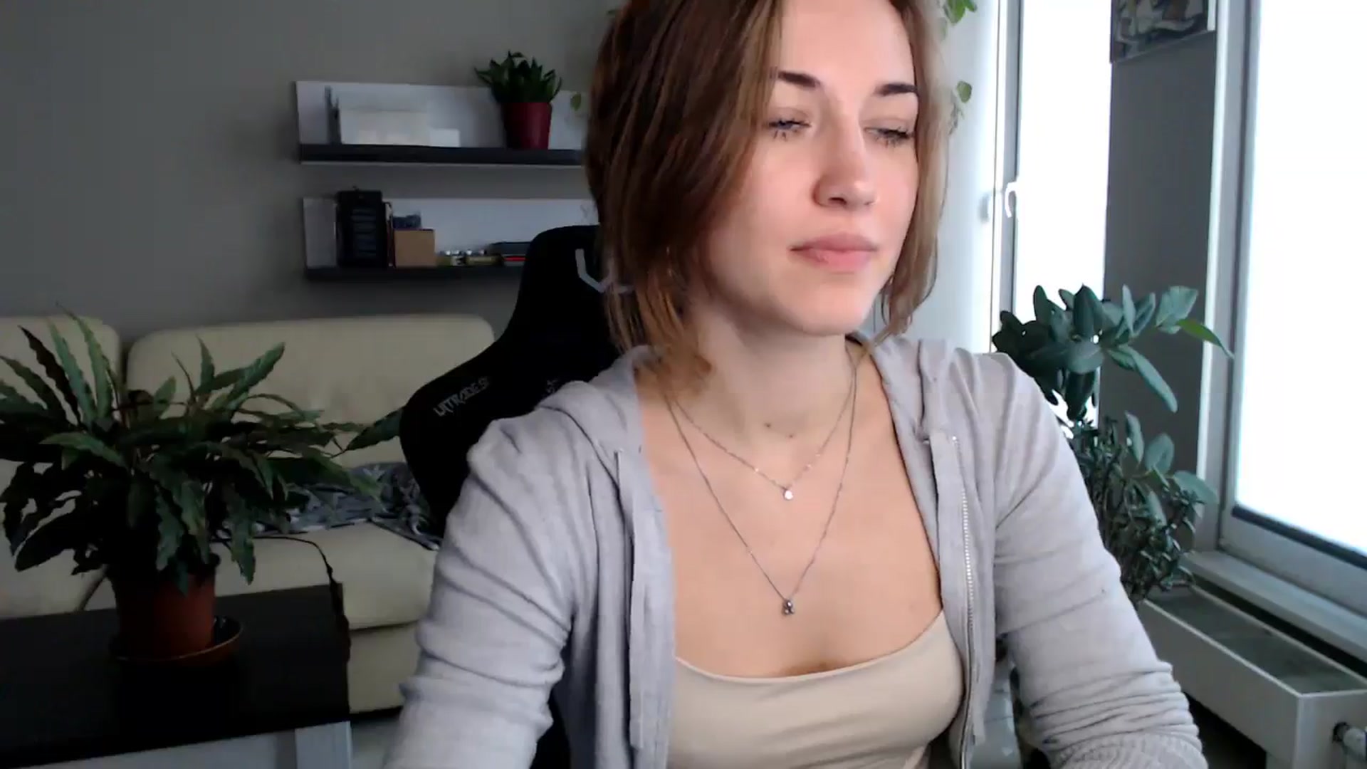 Gallery image thumbnail from GalaxyAnisia's myfreecams stream on, 10/21/2025, 14:33 image 17 of 20