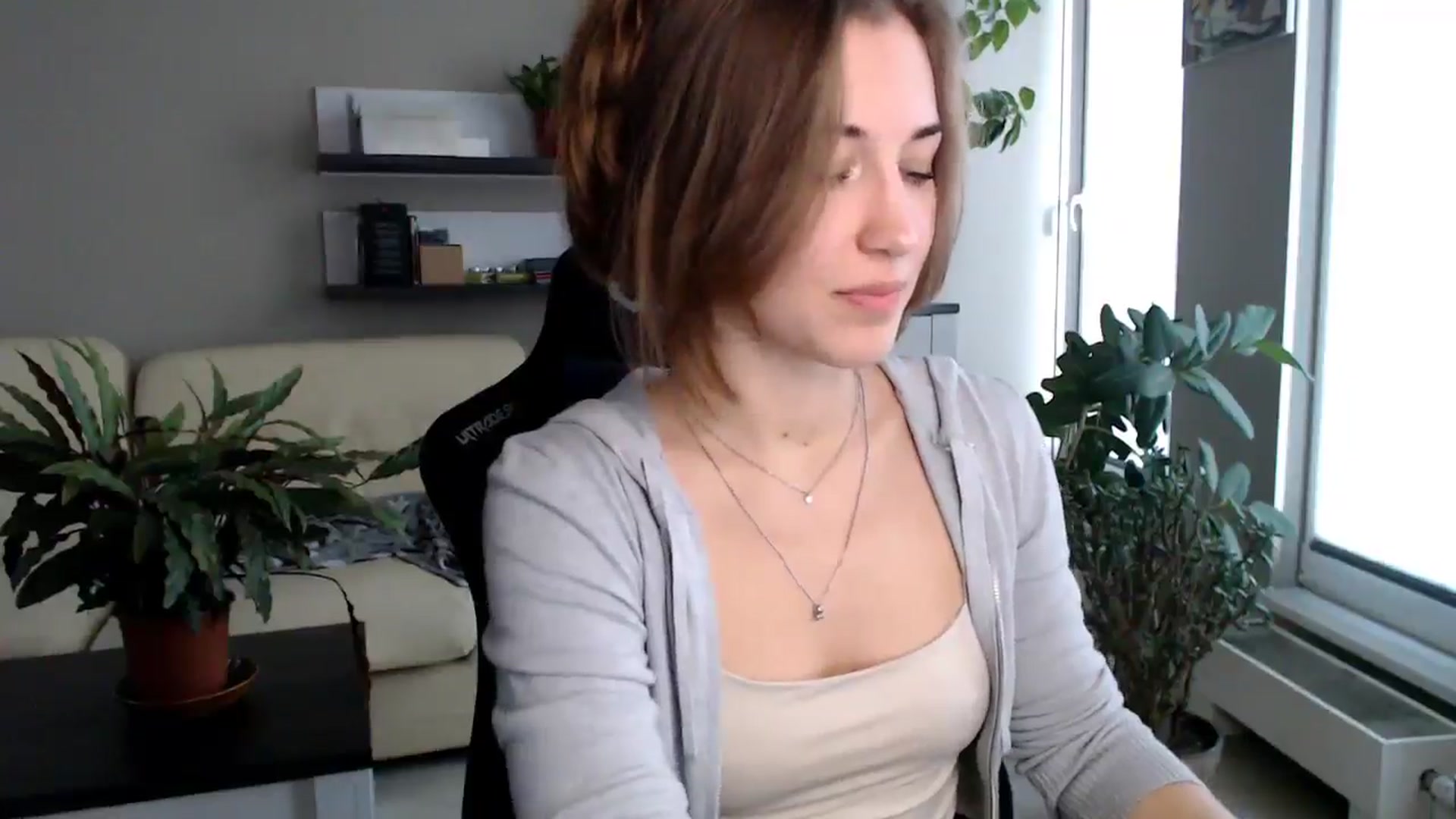 Gallery image thumbnail from GalaxyAnisia's myfreecams stream on, 10/21/2025, 14:33 image 18 of 20