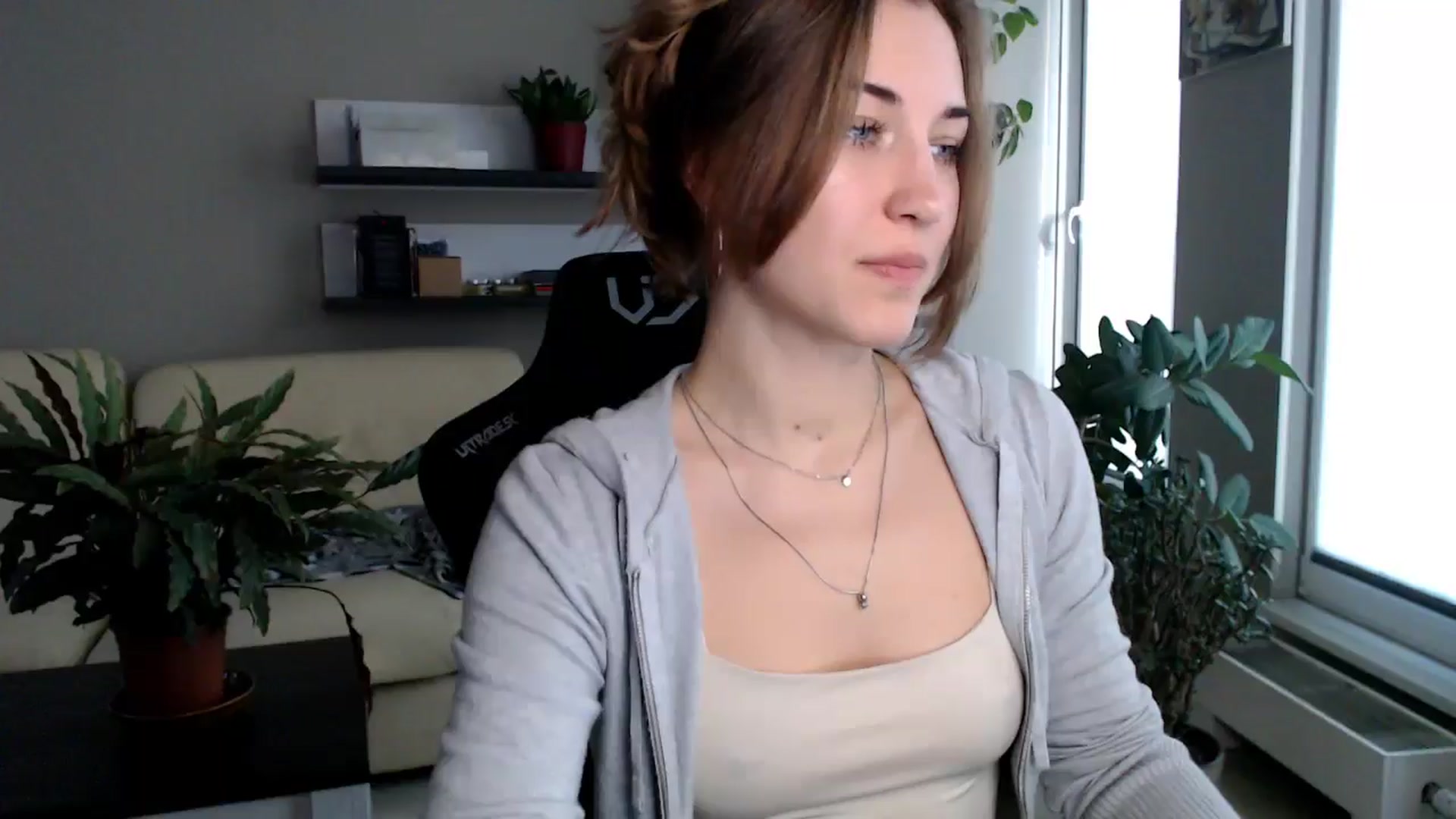 Gallery image thumbnail from GalaxyAnisia's myfreecams stream on, 10/21/2025, 15:14 image 2 of 20