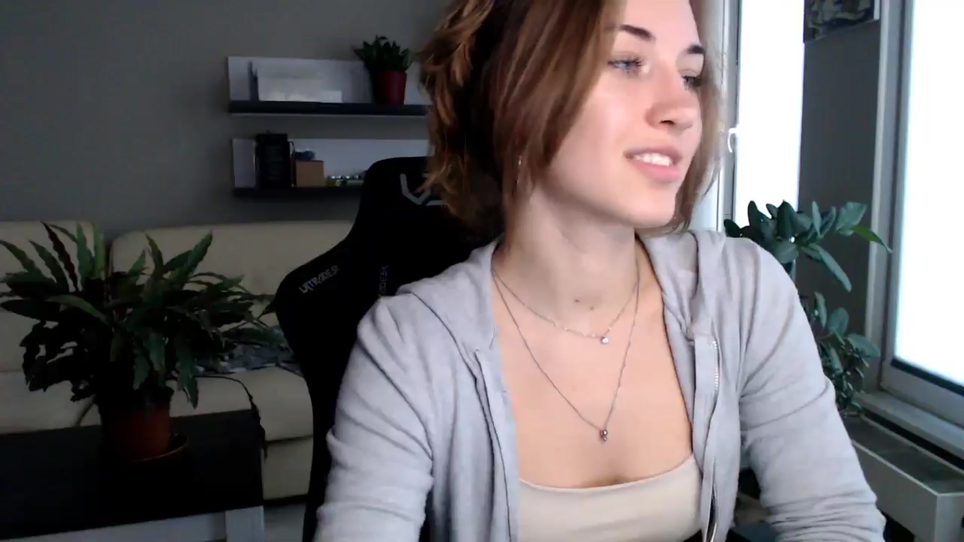 Gallery image thumbnail from GalaxyAnisia's myfreecams stream on, 10/21/2025, 15:14 image 15 of 20