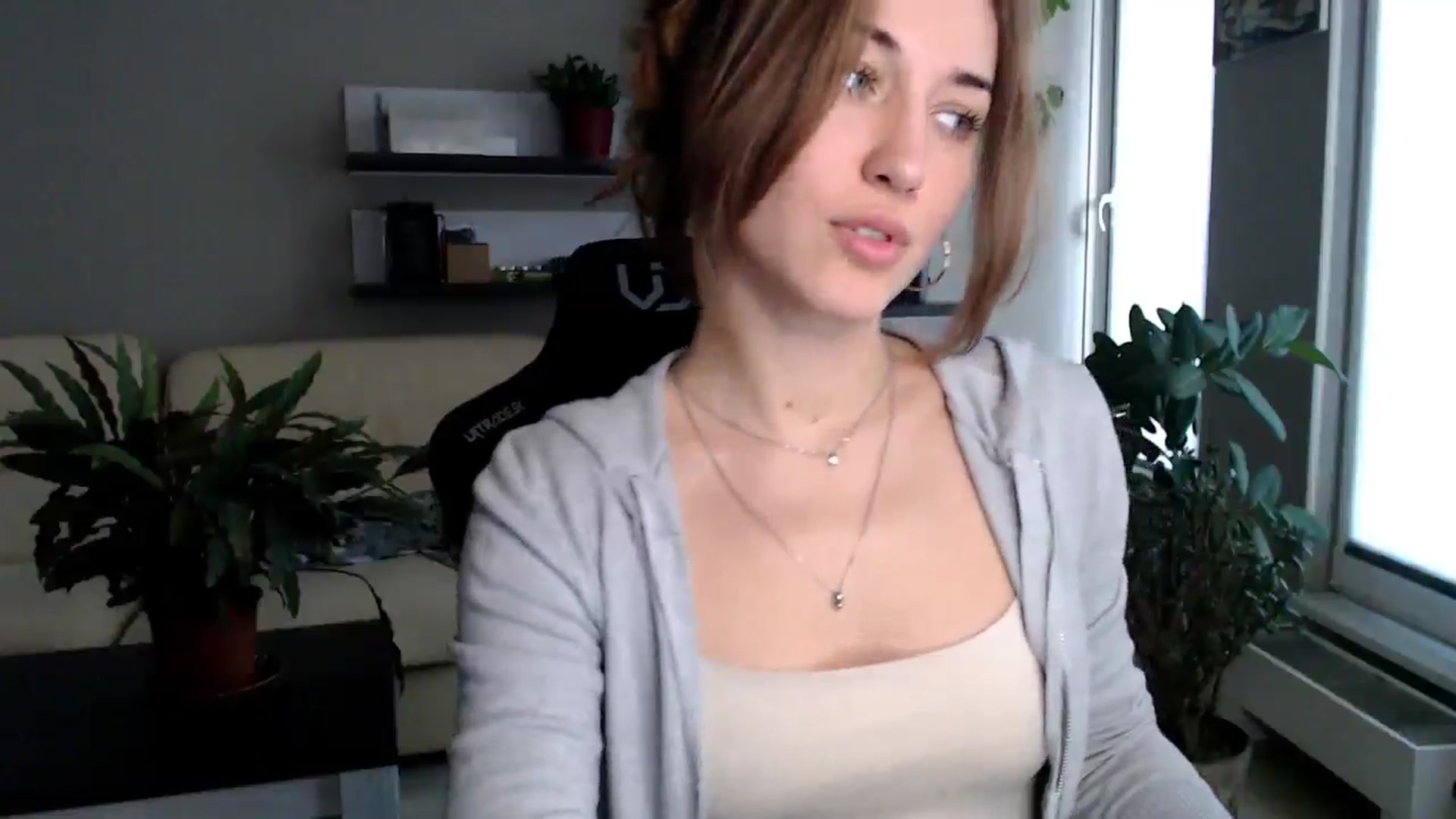 Gallery image thumbnail from GalaxyAnisia's myfreecams stream on, 10/21/2025, 15:14 image 16 of 20