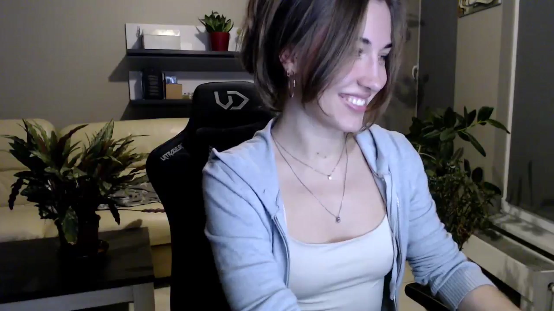 Gallery image thumbnail from GalaxyAnisia's myfreecams stream on, 10/21/2025, 20:04 image 19 of 20