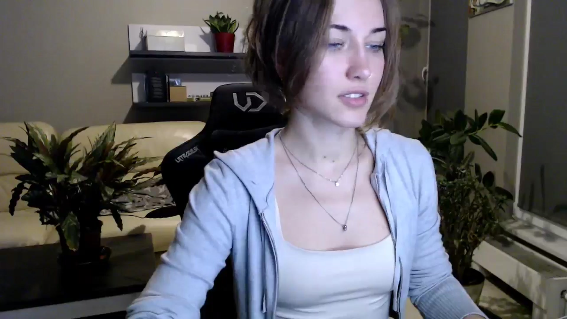 Gallery image thumbnail from GalaxyAnisia's myfreecams stream on, 10/21/2025, 20:04 image 3 of 20