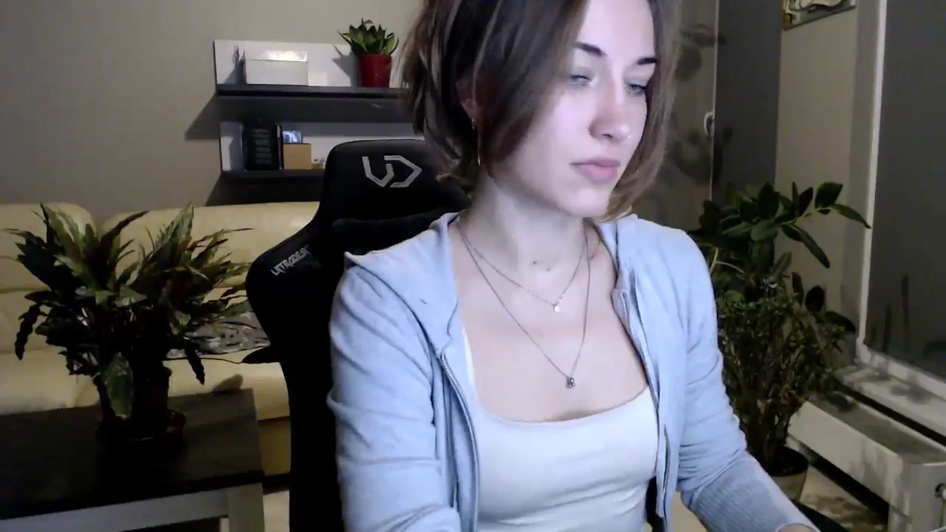 Gallery image thumbnail from GalaxyAnisia's myfreecams stream on, 10/21/2025, 20:04 image 4 of 20