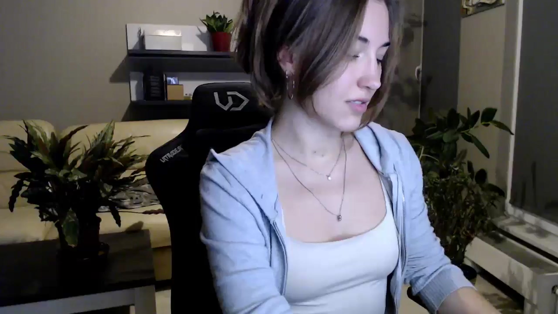 Gallery image thumbnail from GalaxyAnisia's myfreecams stream on, 10/21/2025, 20:04 image 13 of 20