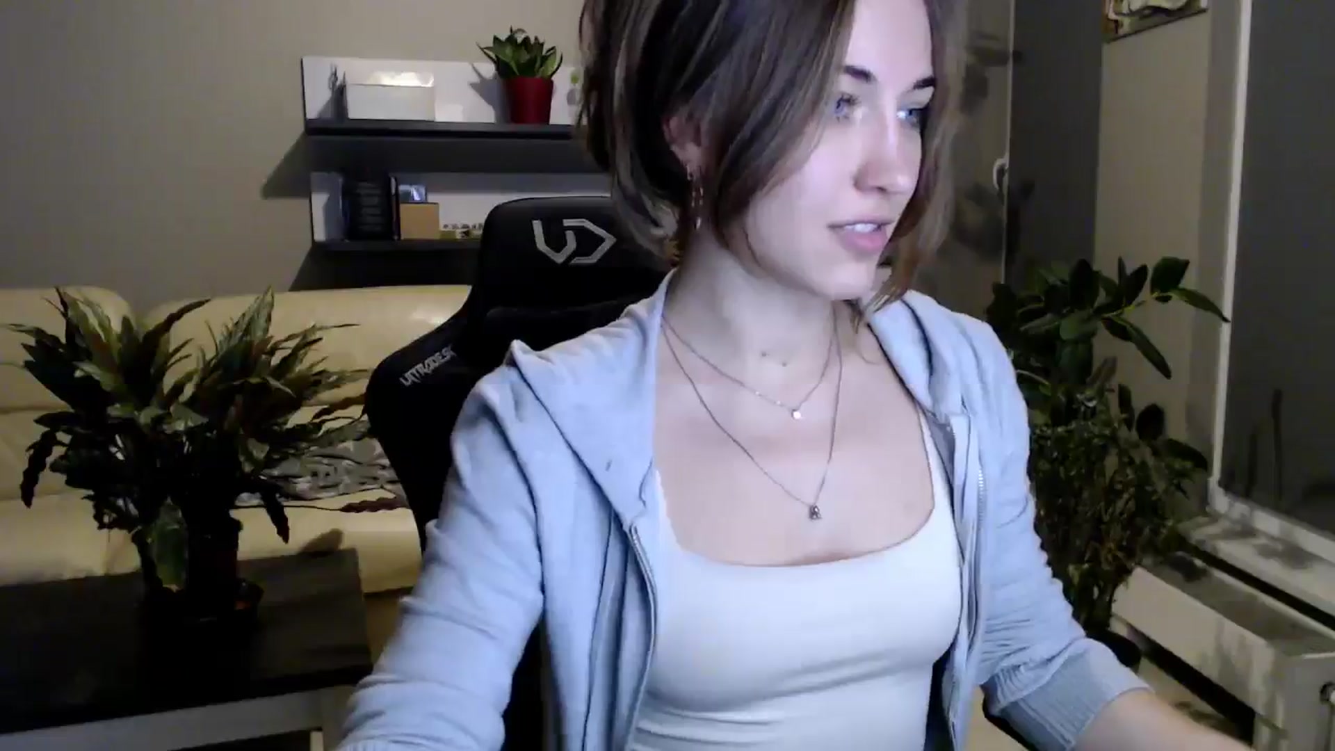 Gallery image thumbnail from GalaxyAnisia's myfreecams stream on, 10/21/2025, 20:04 image 11 of 20