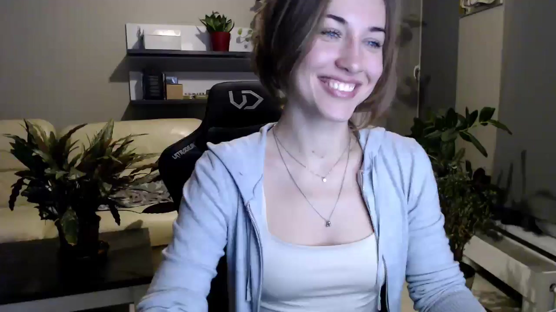 Gallery image thumbnail from GalaxyAnisia's myfreecams stream on, 10/21/2025, 20:04 image 2 of 20