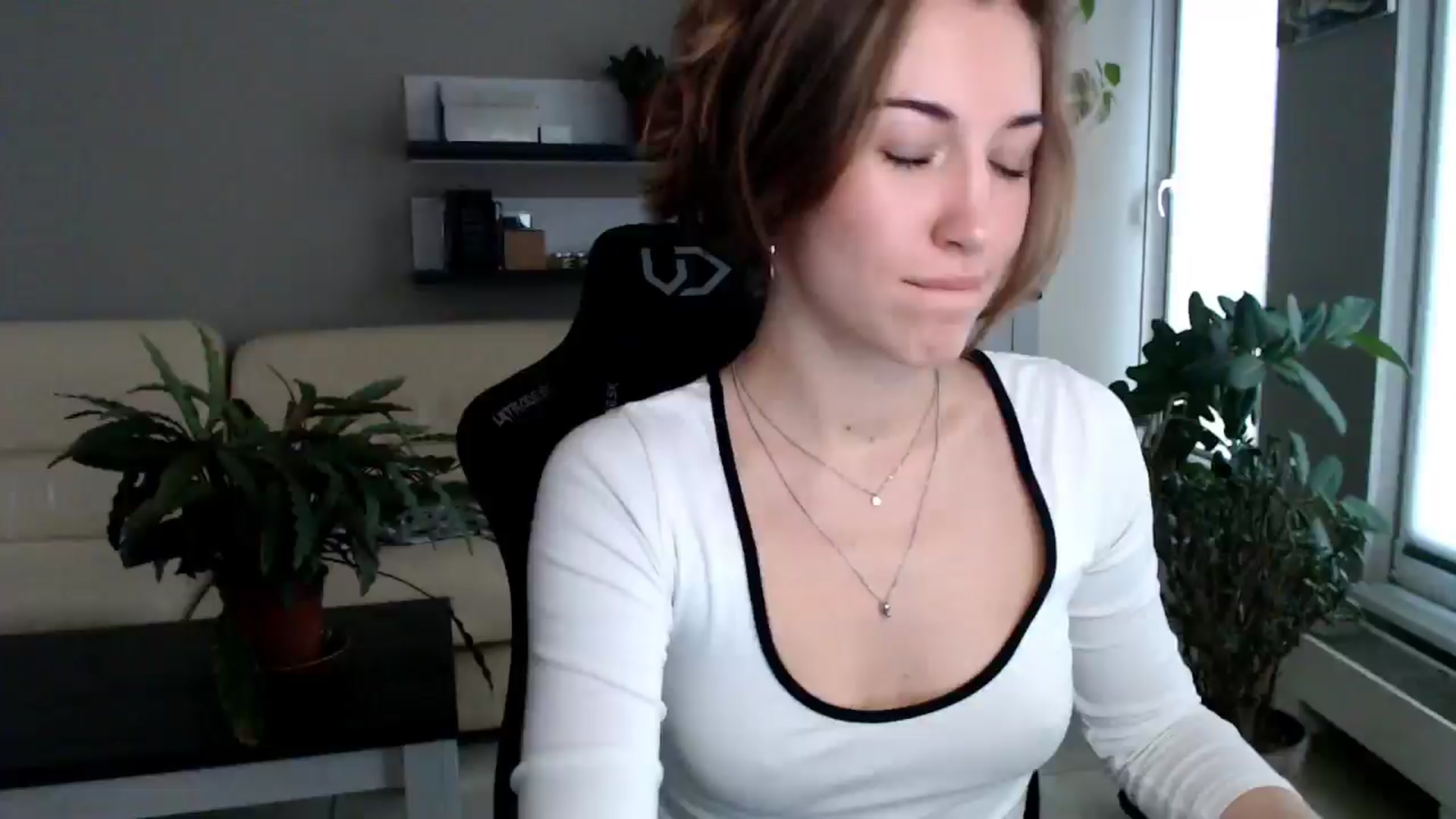 Gallery image thumbnail from GalaxyAnisia's myfreecams stream on, 10/22/2025, 14:02 image 9 of 20