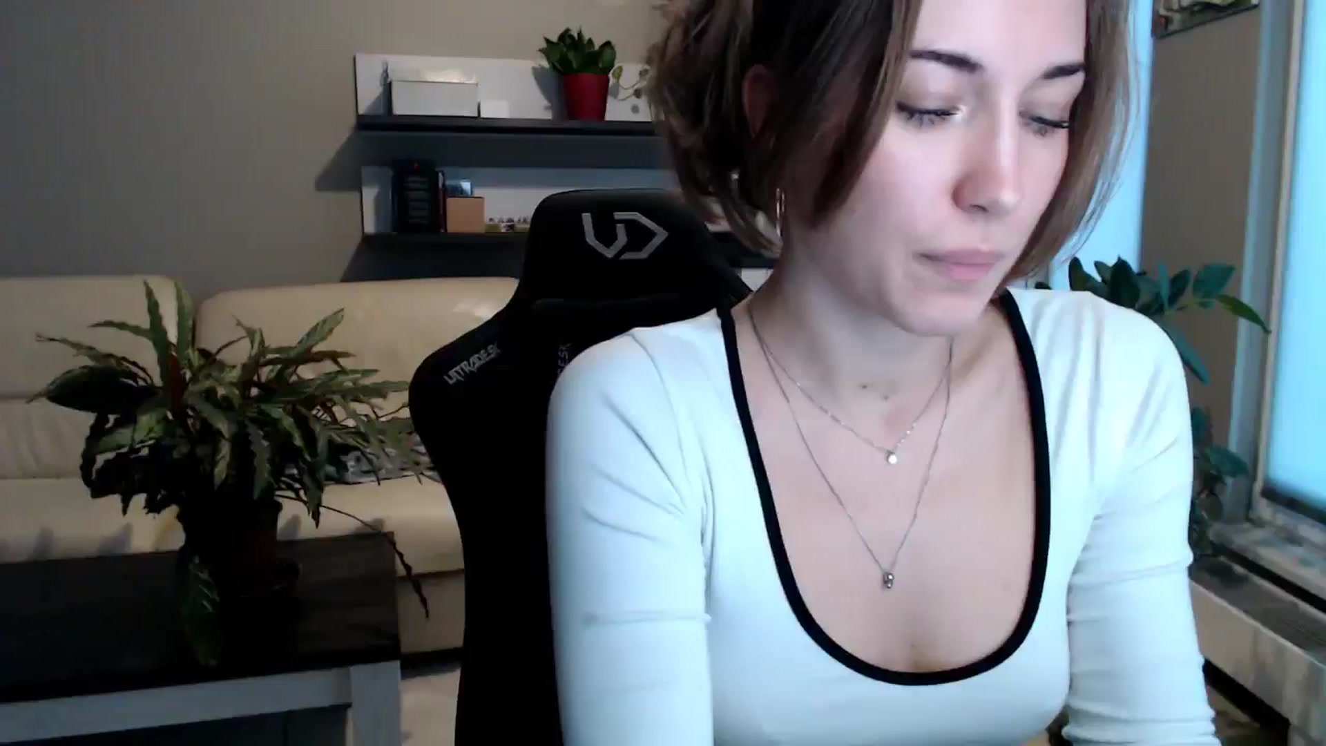 Gallery image thumbnail from GalaxyAnisia's myfreecams stream on, 10/22/2025, 15:08 image 16 of 20