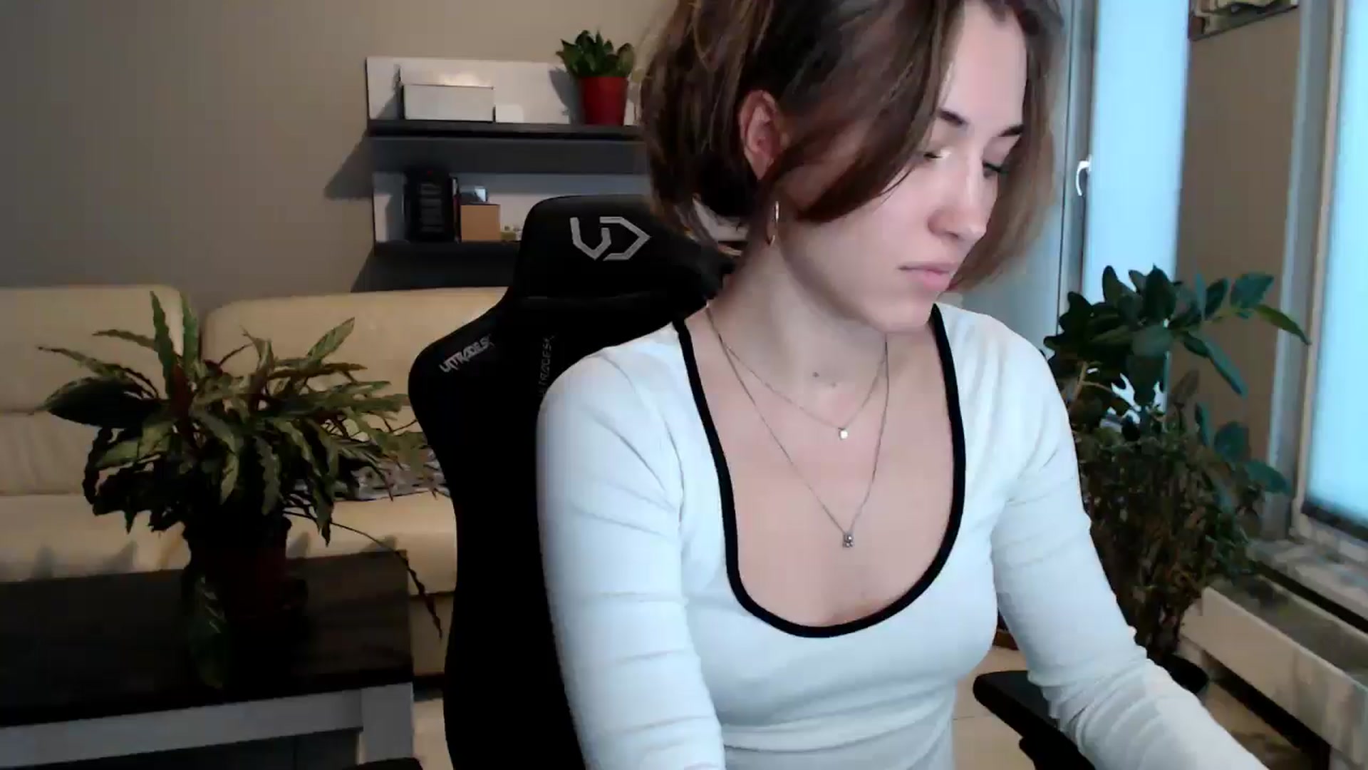 Gallery image thumbnail from GalaxyAnisia's myfreecams stream on, 10/22/2025, 15:08 image 20 of 20
