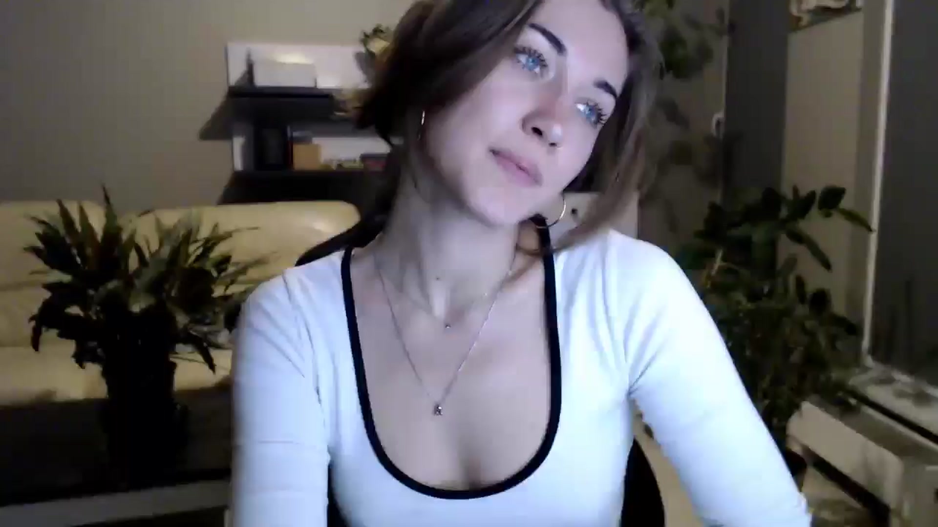 Gallery image thumbnail from GalaxyAnisia's myfreecams stream on, 10/22/2025, 20:48 image 1 of 20
