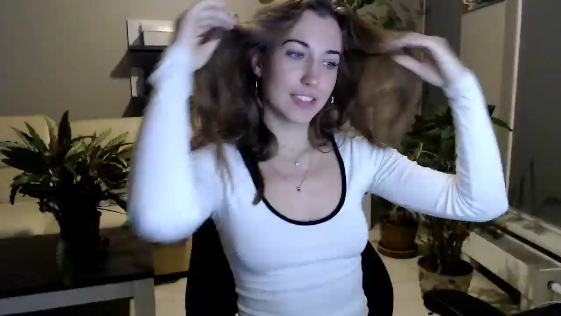 Gallery image thumbnail from GalaxyAnisia's myfreecams stream on, 10/22/2025, 21:33 image 19 of 20