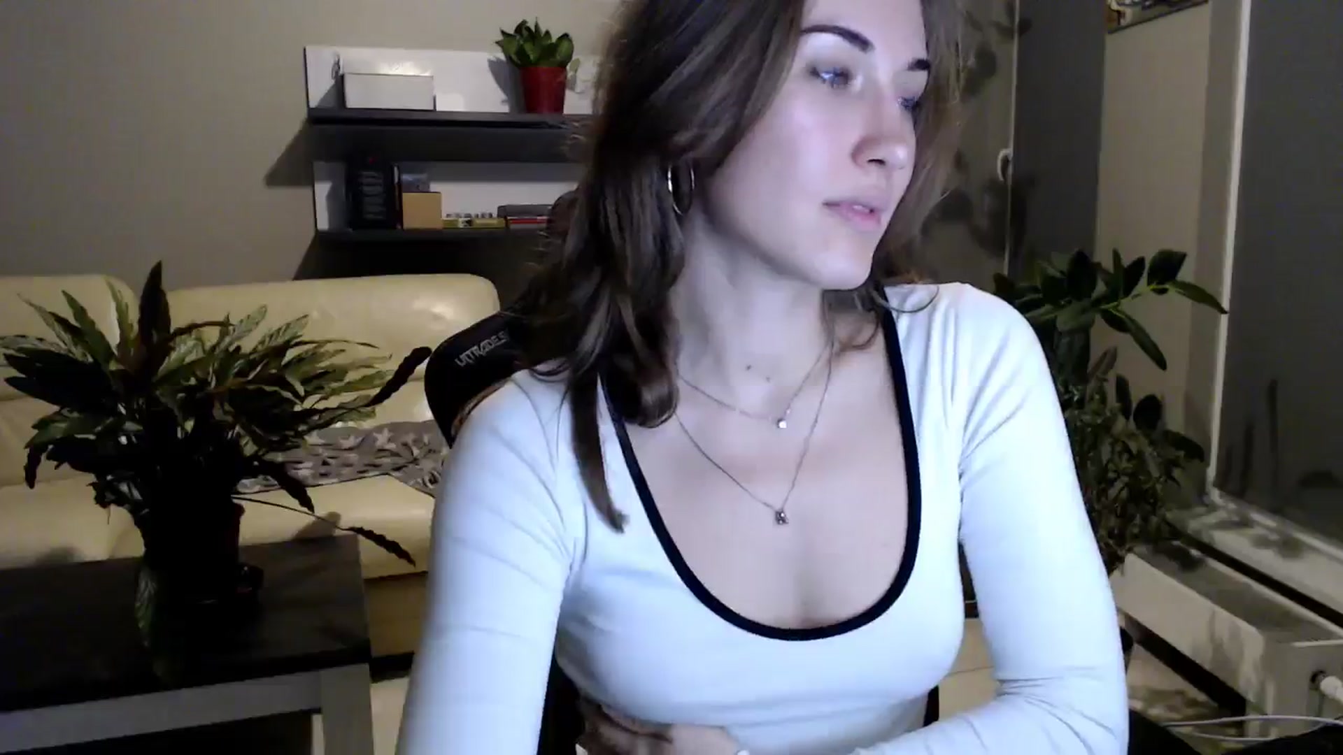 Gallery image thumbnail from GalaxyAnisia's myfreecams stream on, 10/22/2025, 21:33 image 14 of 20