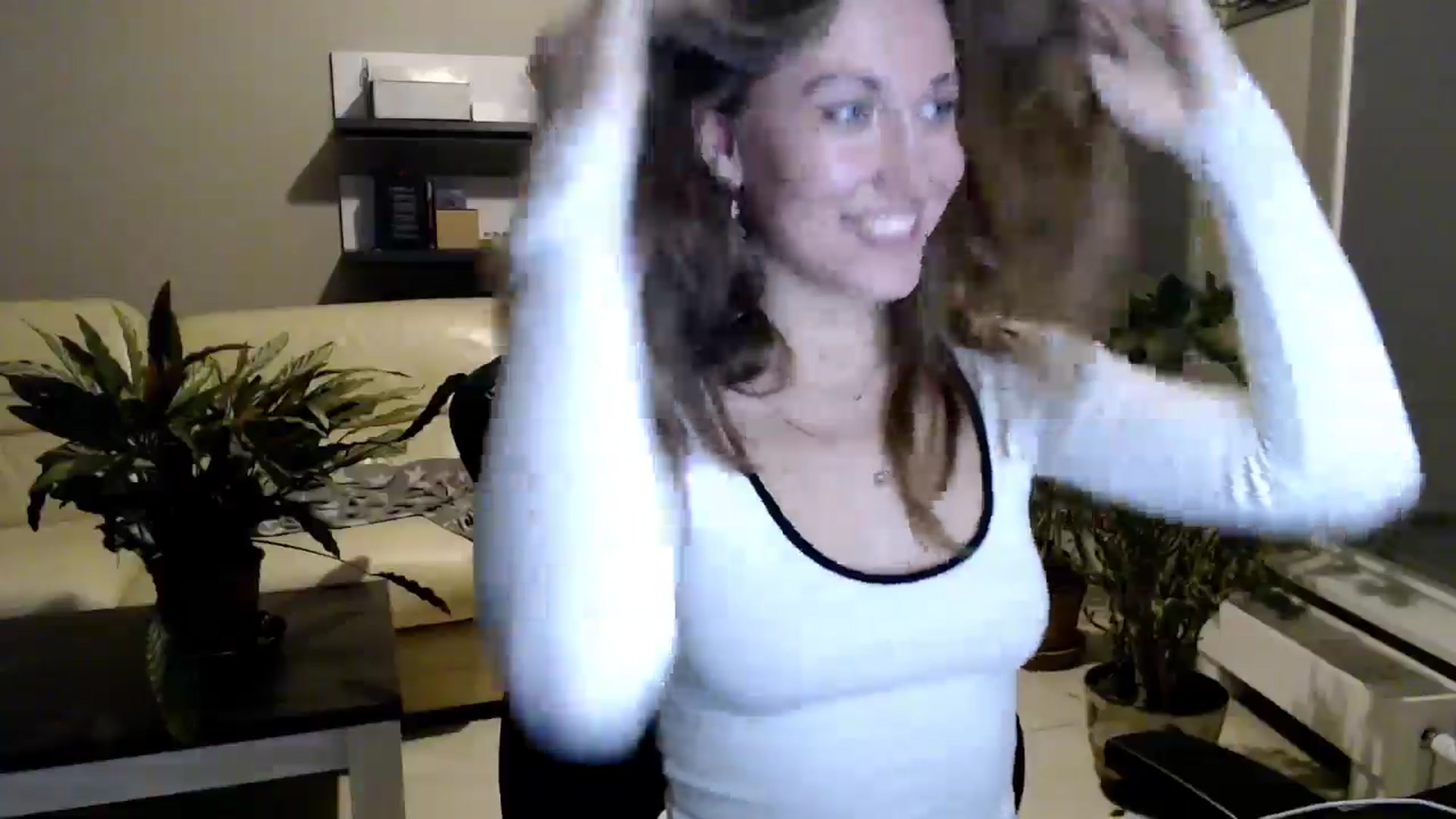 Gallery image thumbnail from GalaxyAnisia's myfreecams stream on, 10/22/2025, 21:33 image 5 of 20