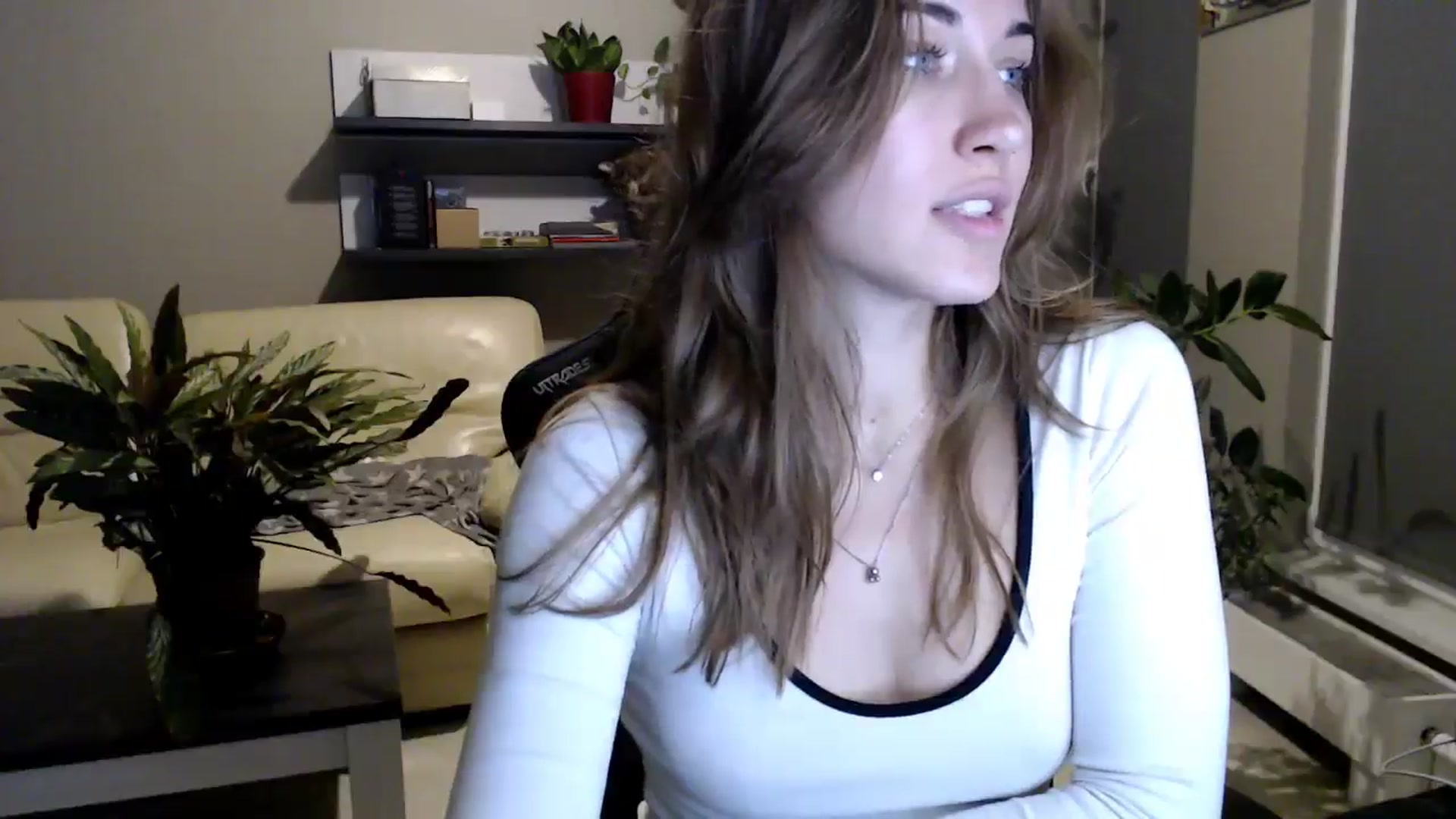 Gallery image thumbnail from GalaxyAnisia's myfreecams stream on, 10/22/2025, 21:33 image 20 of 20