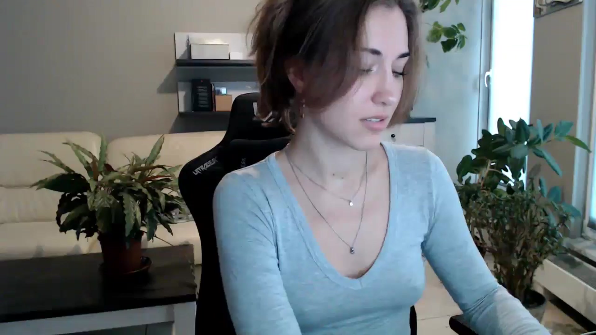 Gallery image thumbnail from GalaxyAnisia's myfreecams stream on, 10/23/2025, 14:58 image 5 of 20