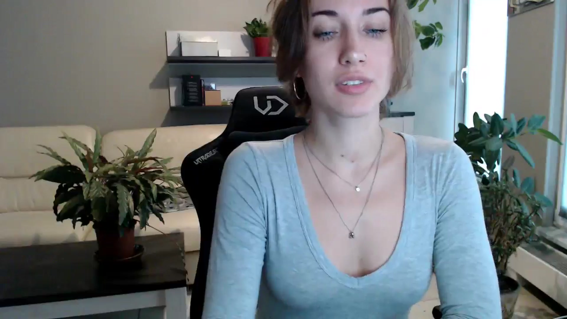 Gallery image thumbnail from GalaxyAnisia's myfreecams stream on, 10/23/2025, 14:58 image 4 of 20