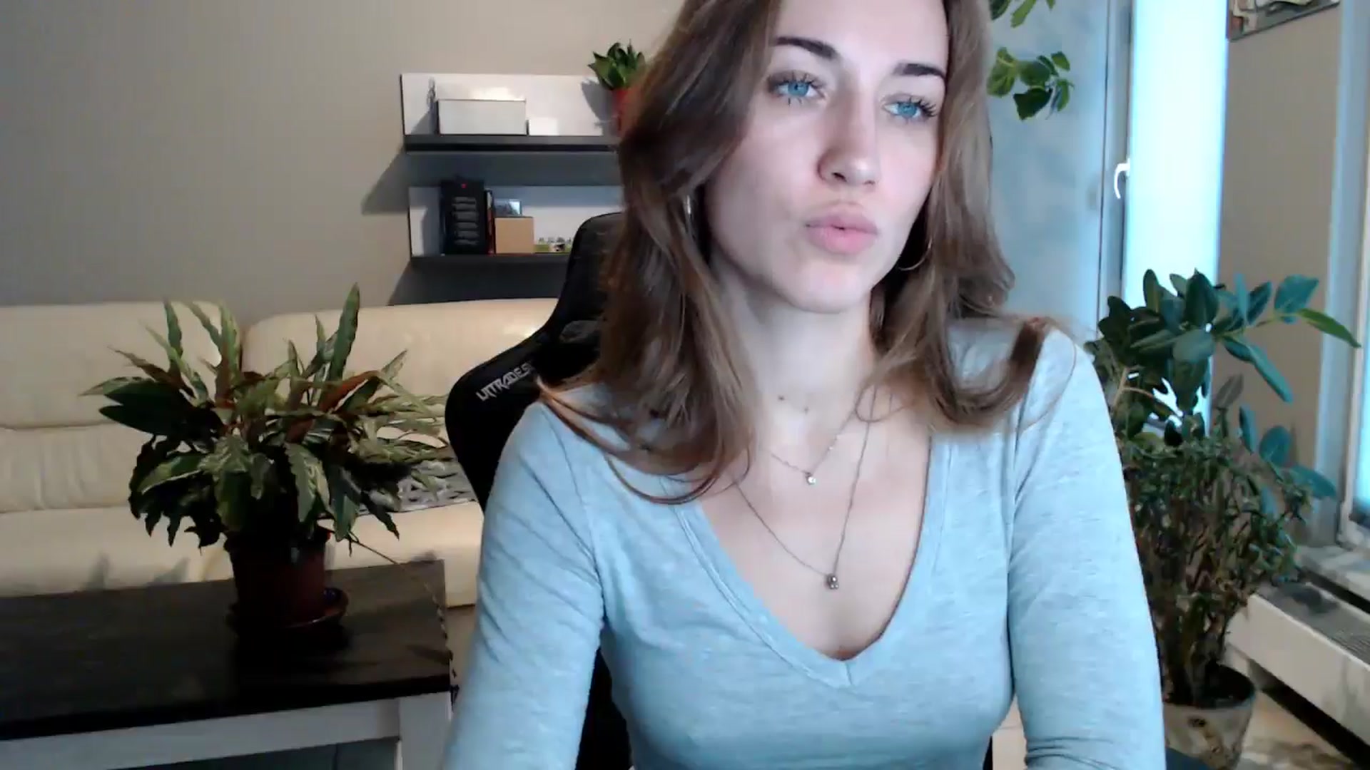 Gallery image thumbnail from GalaxyAnisia's myfreecams stream on, 10/23/2025, 15:50 image 2 of 20