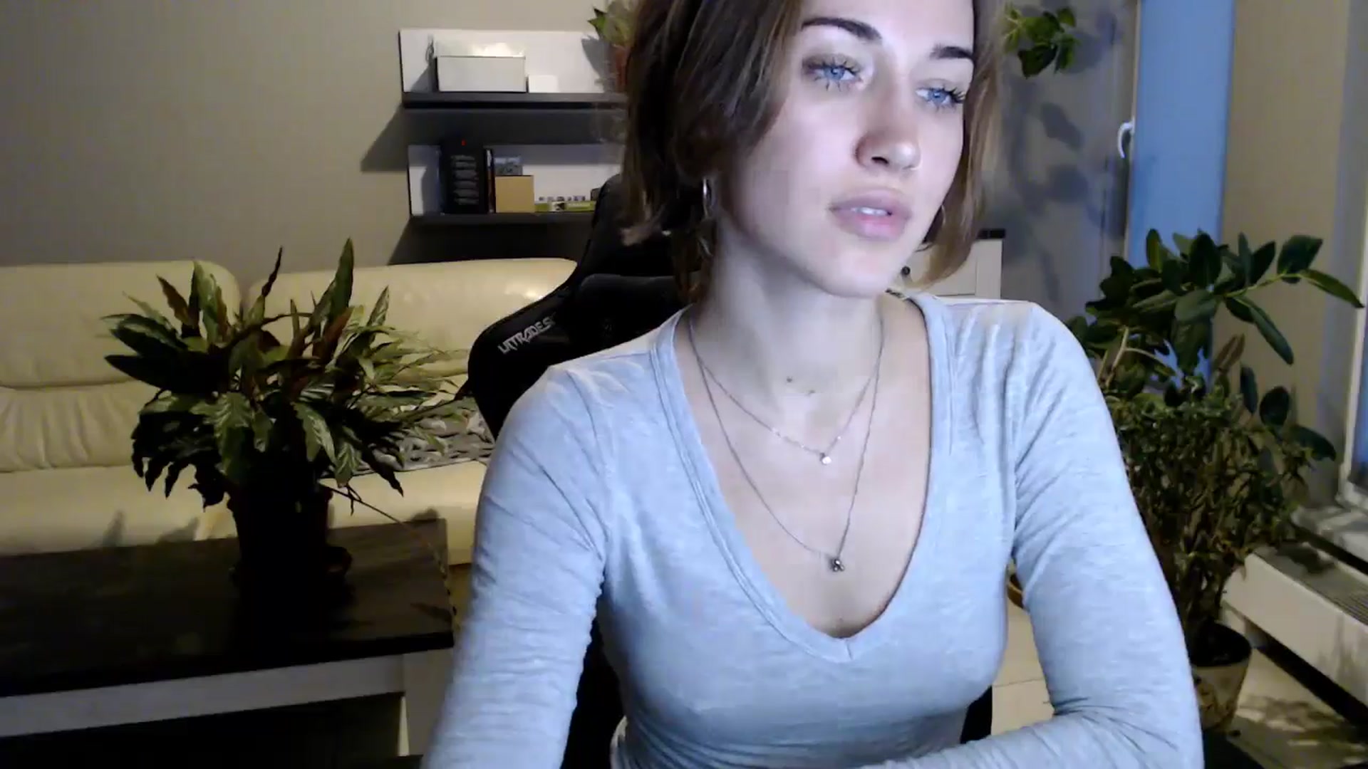 Gallery image thumbnail from GalaxyAnisia's myfreecams stream on, 10/23/2025, 15:50 image 16 of 20