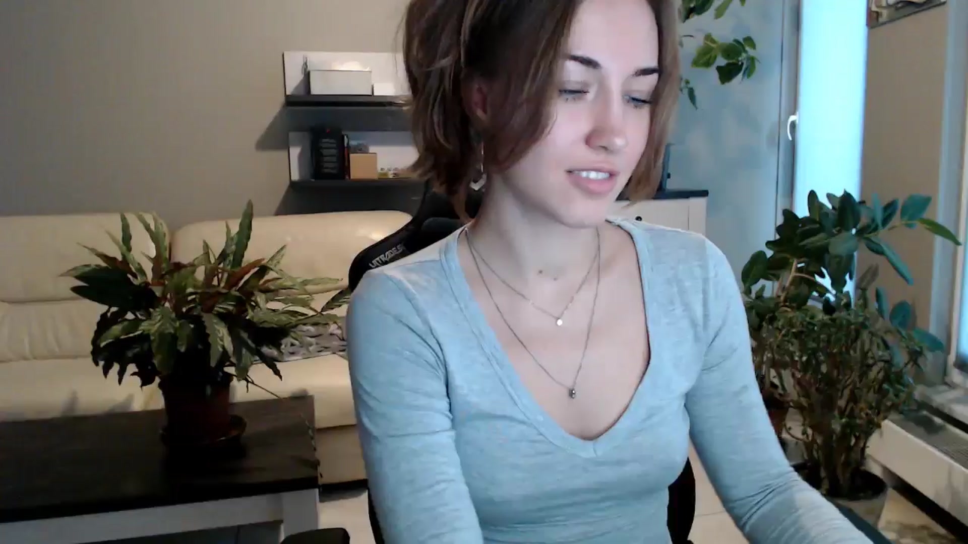 Gallery image thumbnail from GalaxyAnisia's myfreecams stream on, 10/23/2025, 15:50 image 4 of 20
