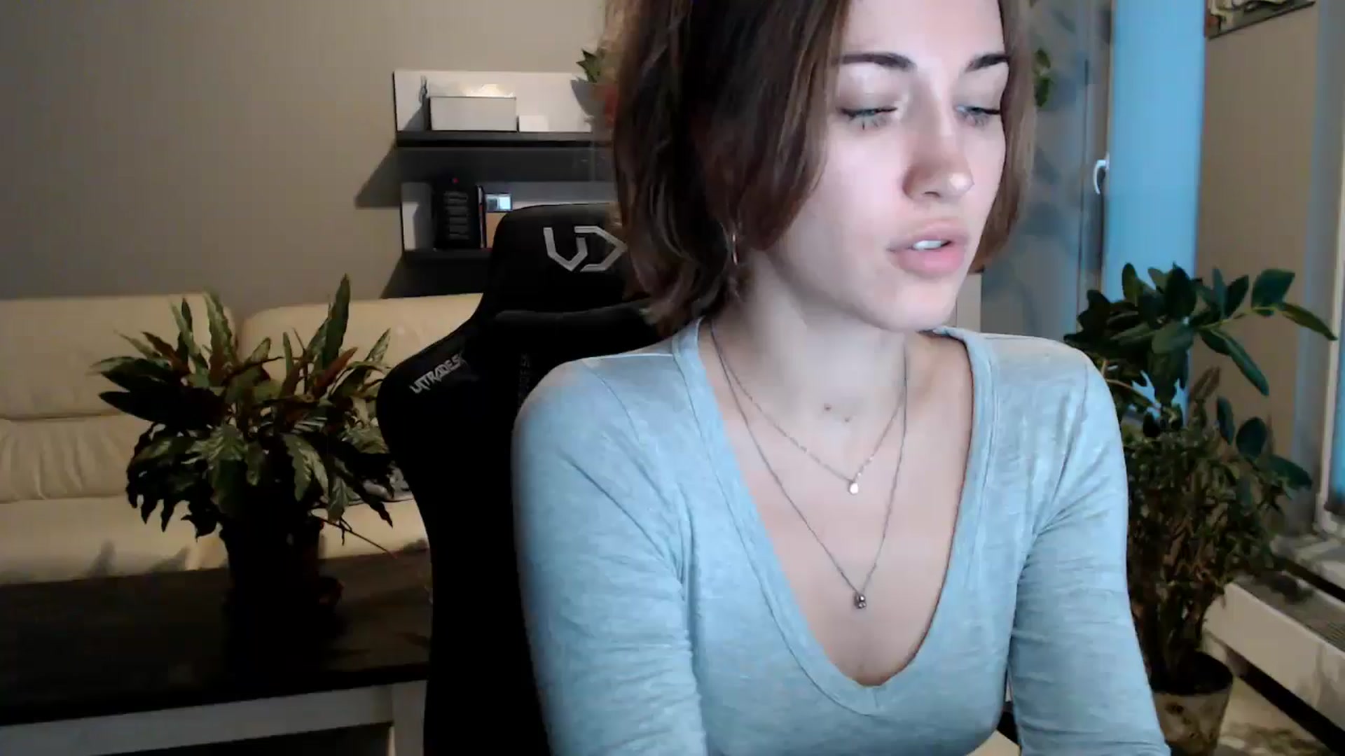 Gallery image thumbnail from GalaxyAnisia's myfreecams stream on, 10/23/2025, 15:50 image 10 of 20