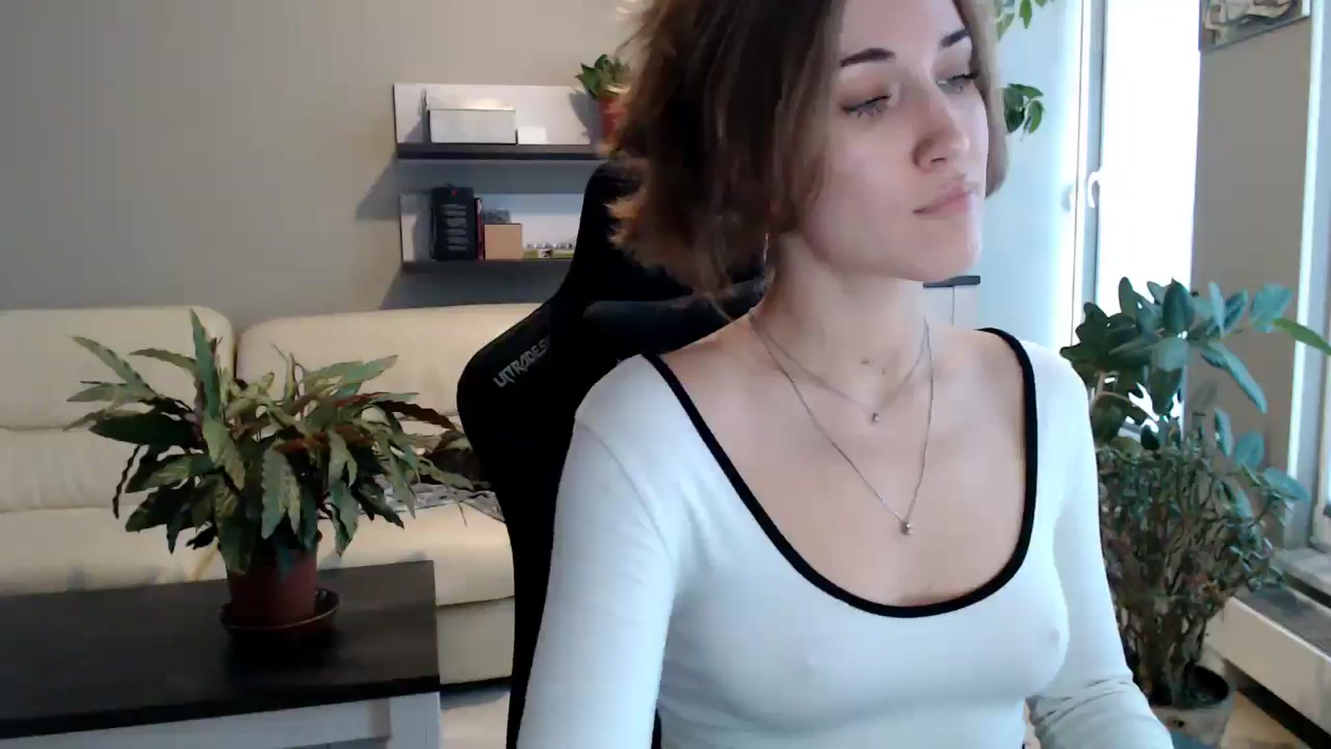 Gallery image thumbnail from GalaxyAnisia's myfreecams stream on, 10/25/2025, 14:41 image 5 of 20