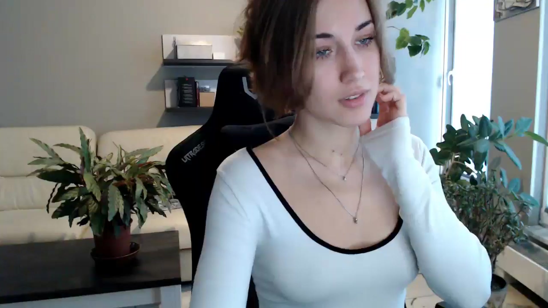 Gallery image thumbnail from GalaxyAnisia's myfreecams stream on, 10/25/2025, 14:41 image 9 of 20