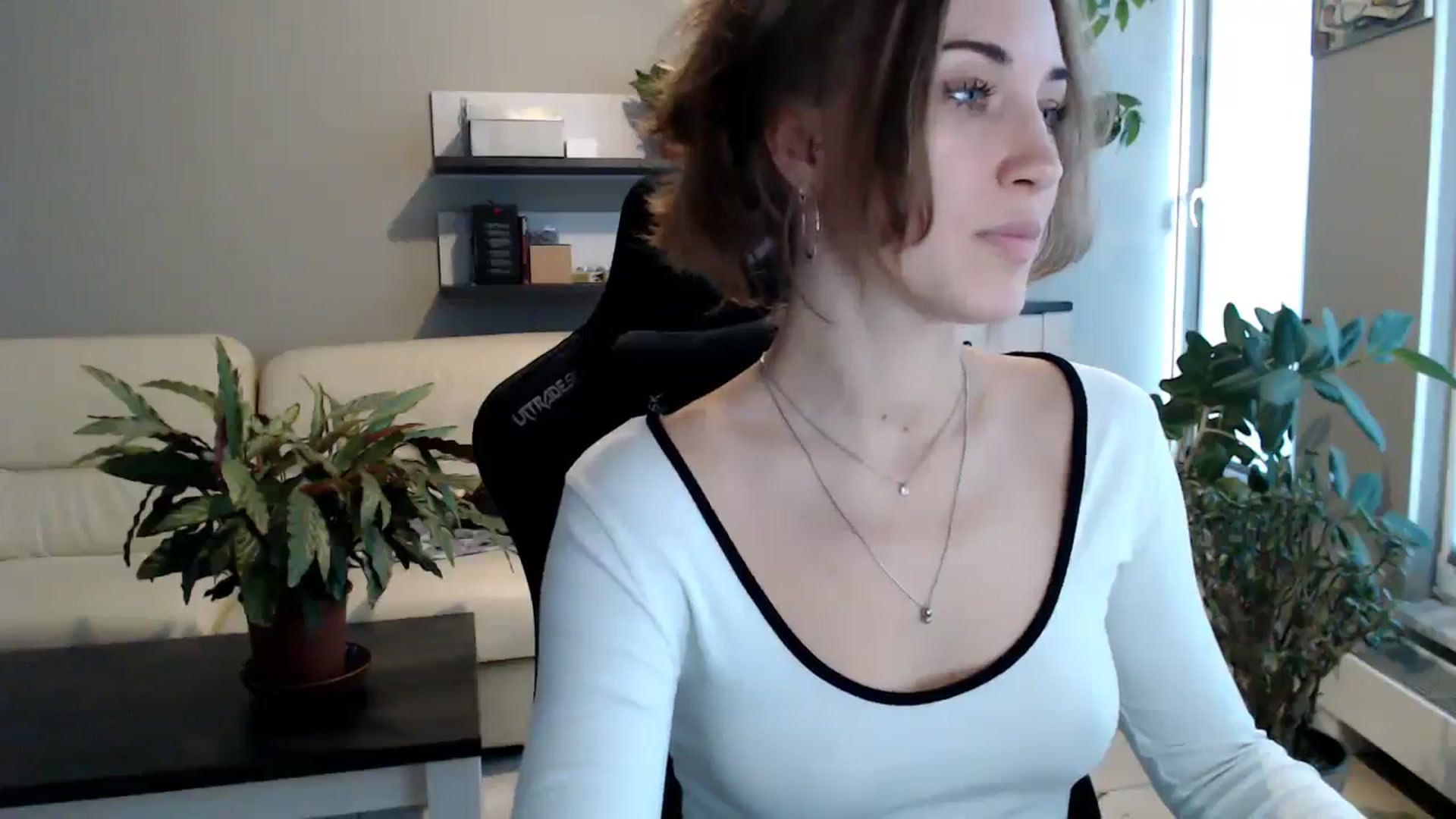 Gallery image thumbnail from GalaxyAnisia's myfreecams stream on, 10/25/2025, 14:41 image 18 of 20
