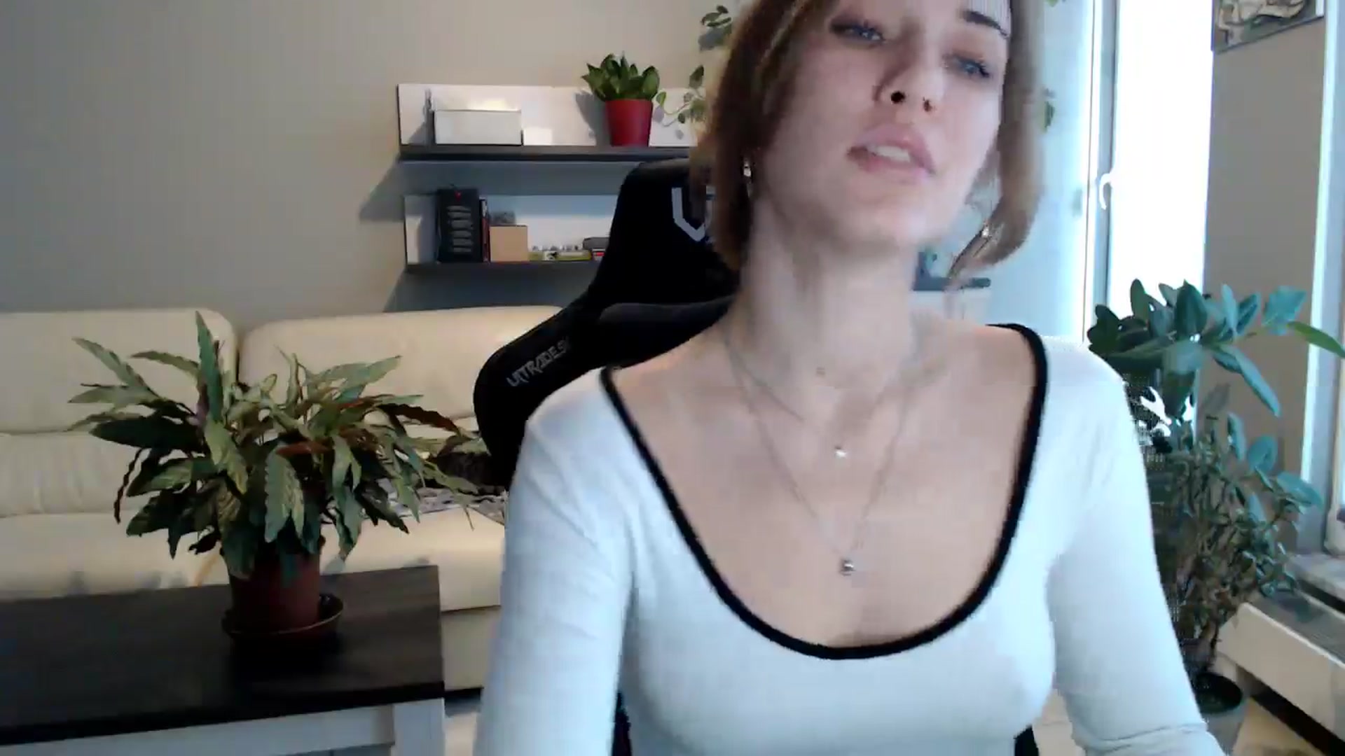 Gallery image thumbnail from GalaxyAnisia's myfreecams stream on, 10/25/2025, 14:41 image 12 of 20