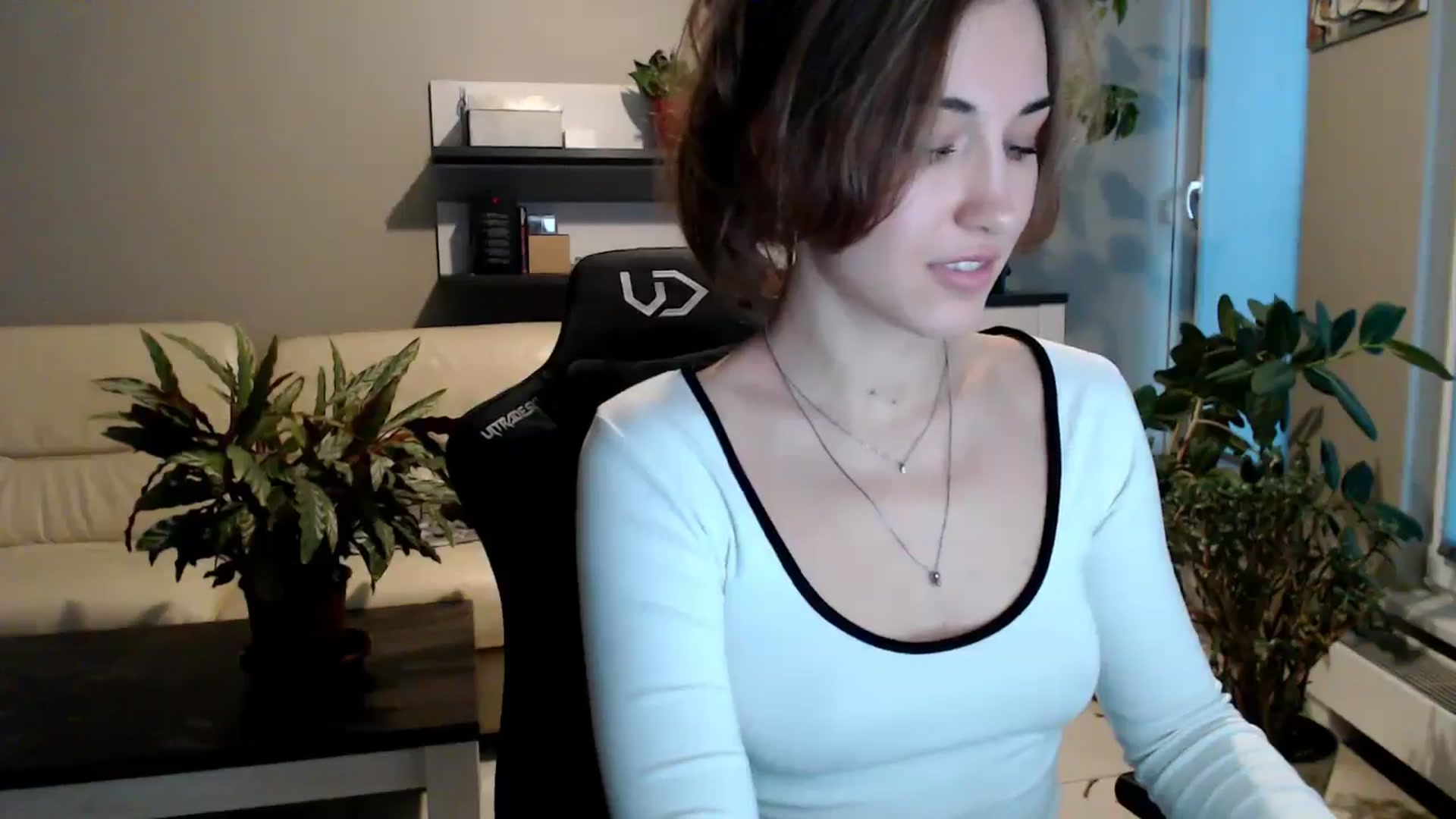 Gallery image thumbnail from GalaxyAnisia's myfreecams stream on, 10/25/2025, 16:28 image 5 of 20