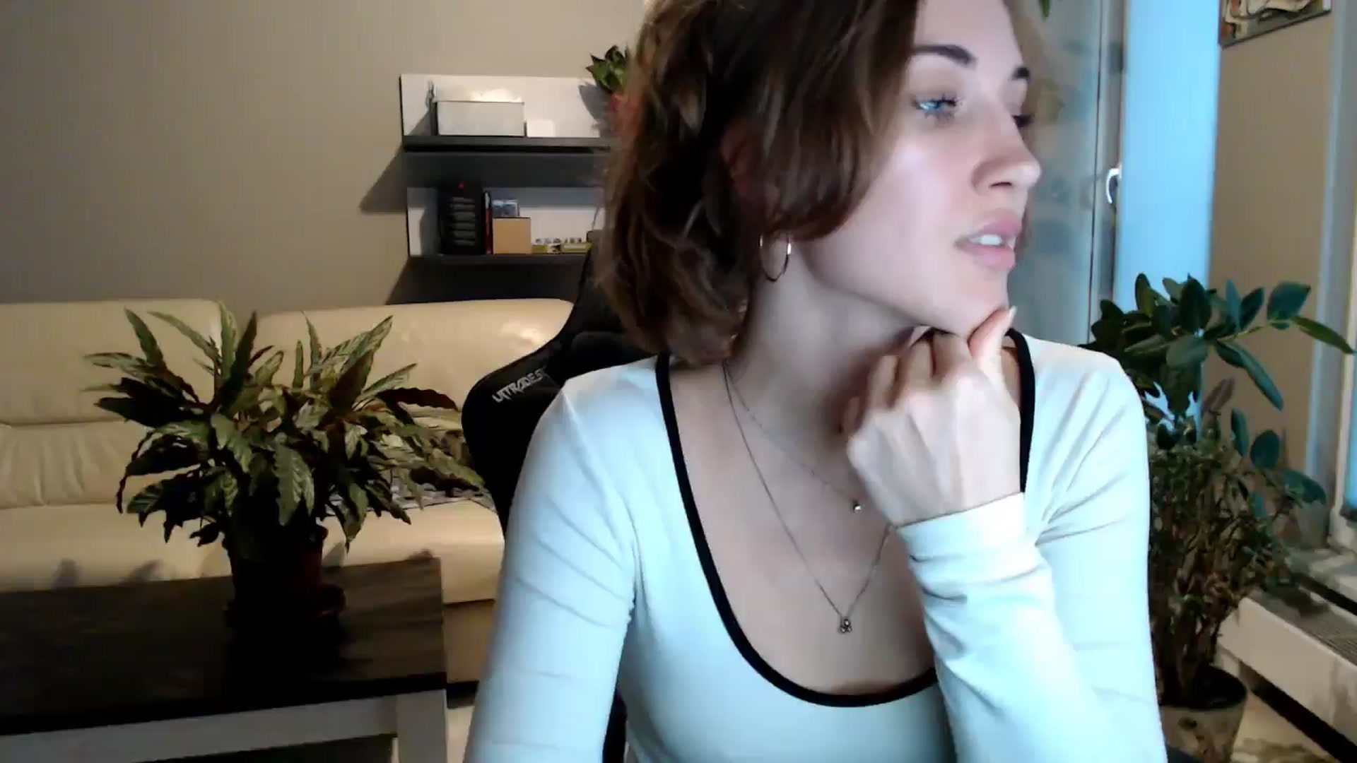 Gallery image thumbnail from GalaxyAnisia's myfreecams stream on, 10/25/2025, 16:28 image 4 of 20