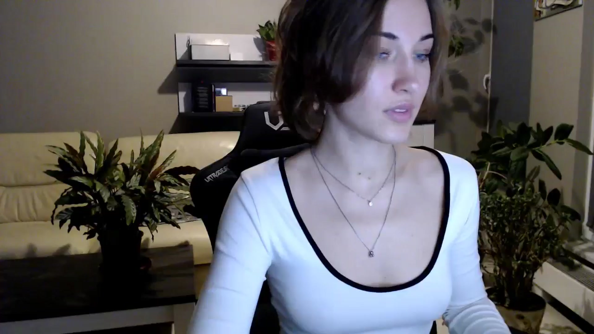 Gallery image thumbnail from GalaxyAnisia's myfreecams stream on, 10/25/2025, 16:28 image 16 of 20