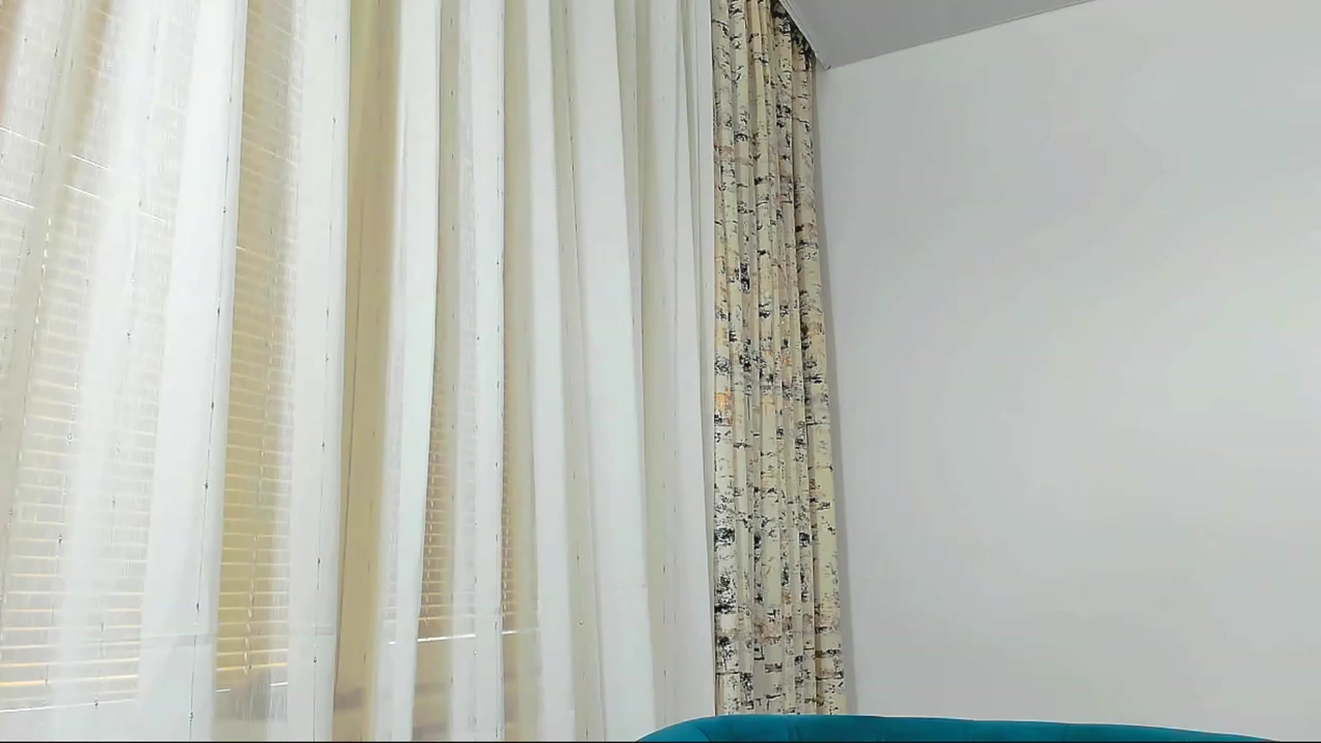 Gallery image thumbnail from Galiennezinna's myfreecams stream on, 09/16/2023, 12:39 image 5 of 20