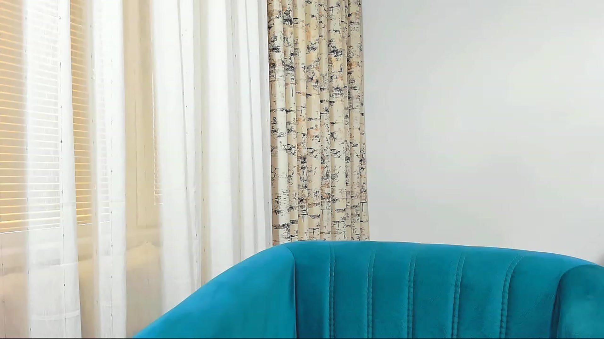 Gallery image thumbnail from Galiennezinna's myfreecams stream on, 10/02/2023, 08:36 image 9 of 20