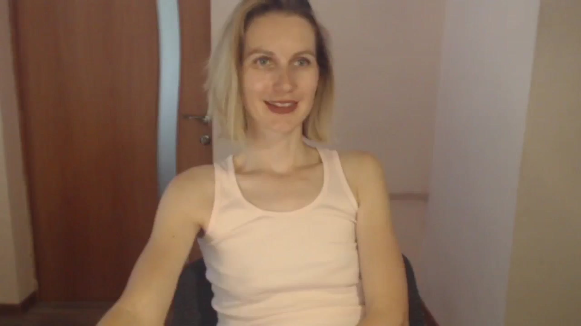 Gallery image thumbnail from GalinatheBest's myfreecams stream on, 06/28/2024, 15:48 image 6 of 20
